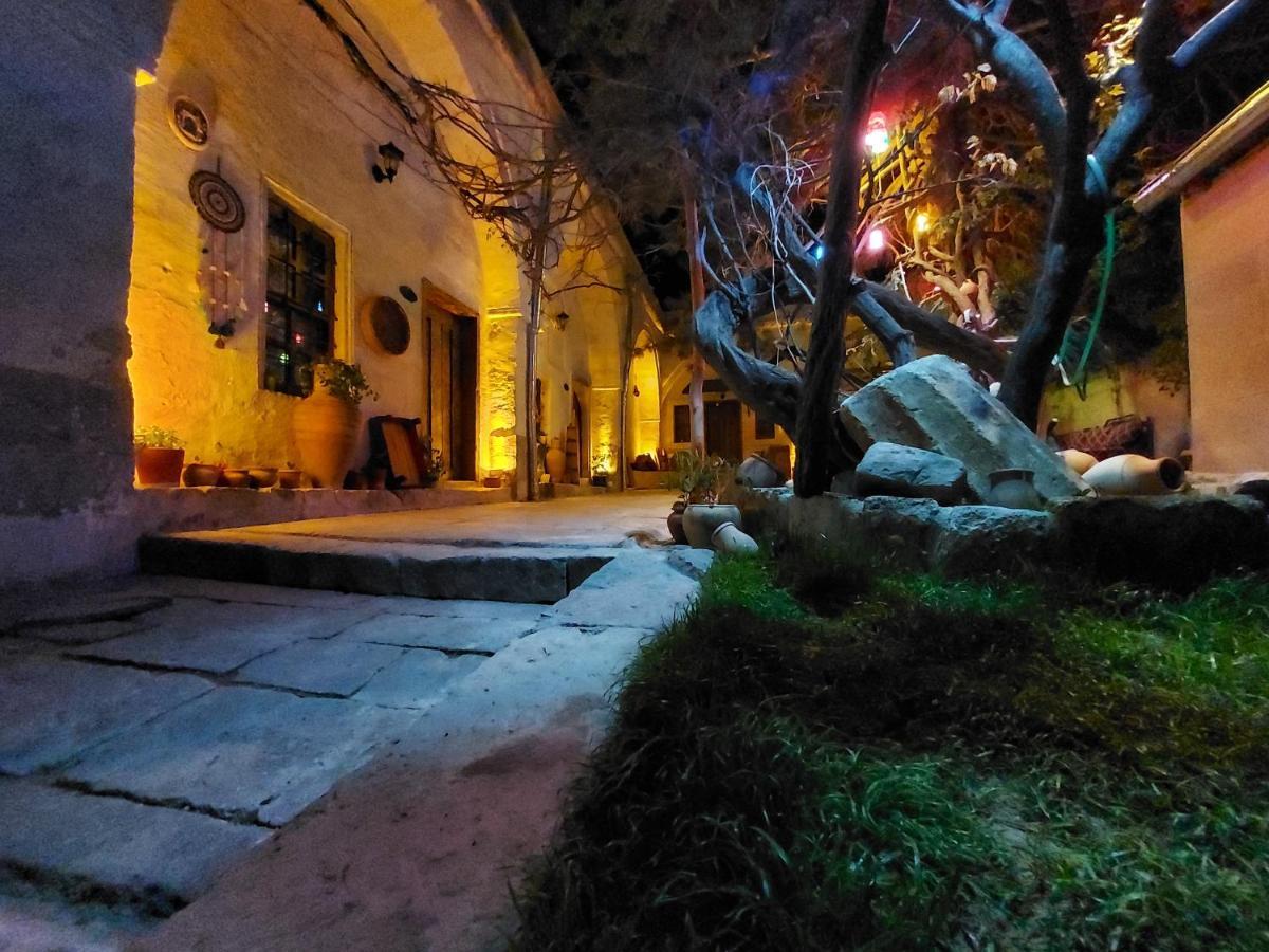 Armesos Cave Hotel Ürgüp Ngoại thất bức ảnh