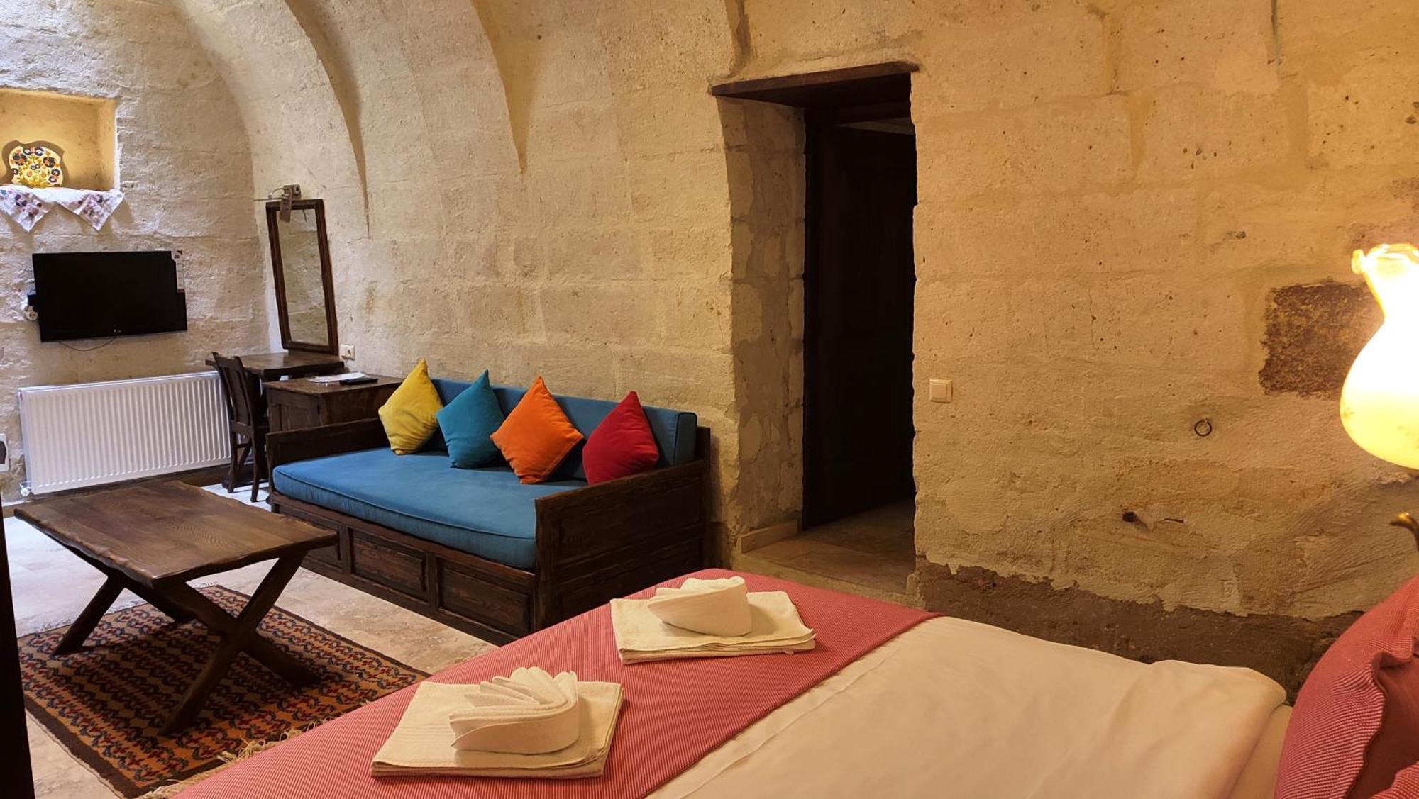 Armesos Cave Hotel Ürgüp Ngoại thất bức ảnh