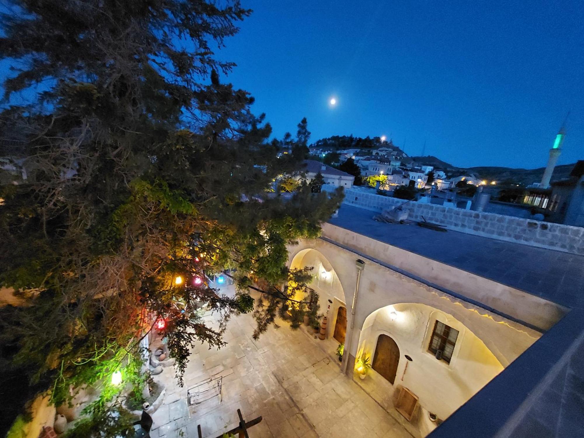 Armesos Cave Hotel Ürgüp Ngoại thất bức ảnh