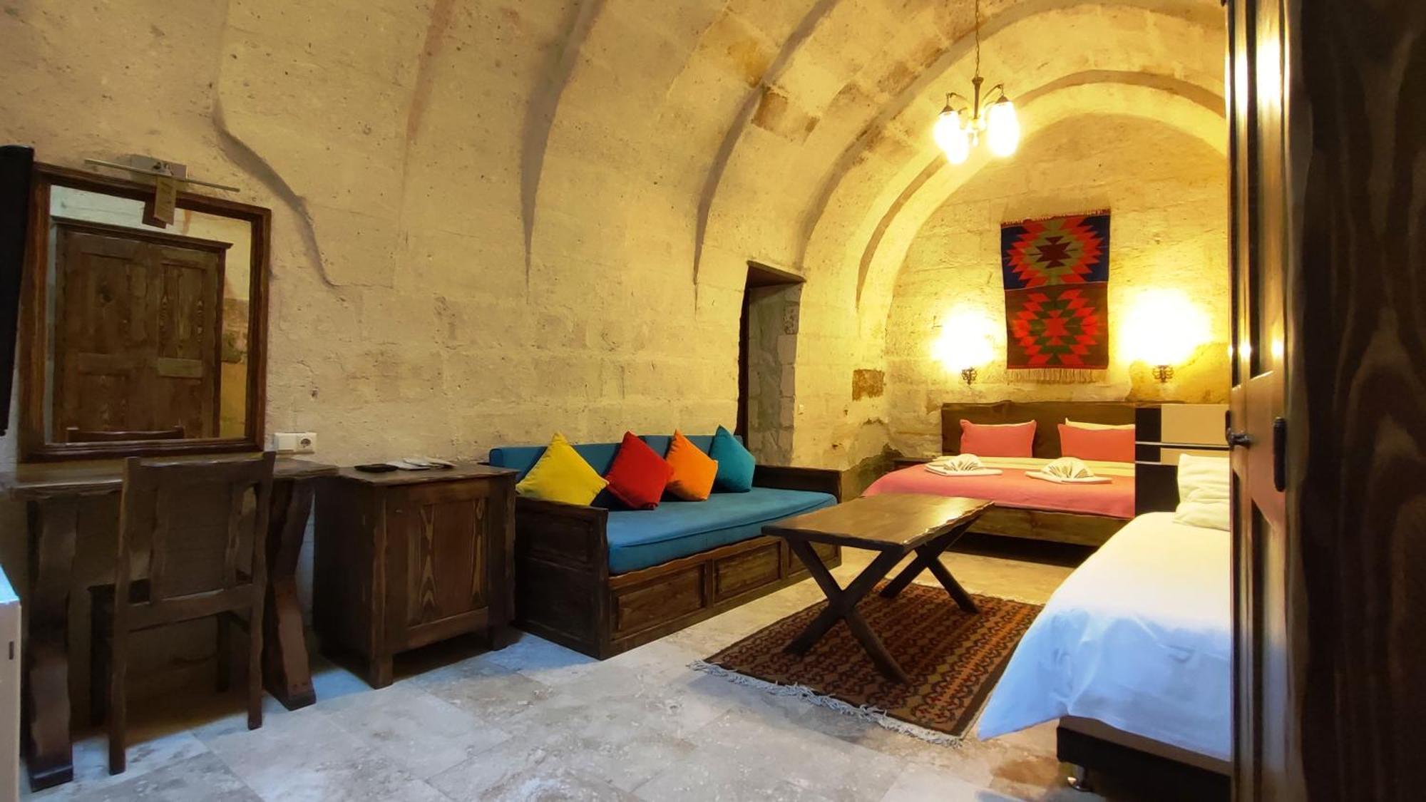Armesos Cave Hotel Ürgüp Ngoại thất bức ảnh