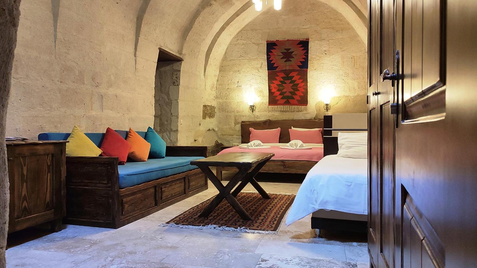 Armesos Cave Hotel Ürgüp Ngoại thất bức ảnh