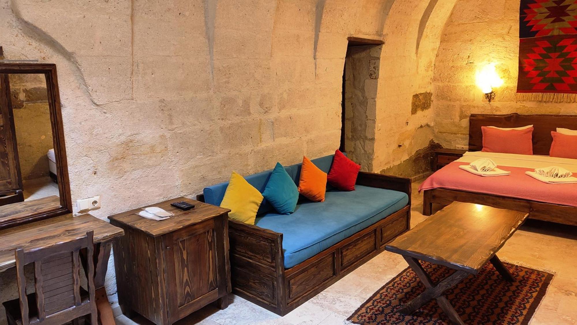 Armesos Cave Hotel Ürgüp Ngoại thất bức ảnh